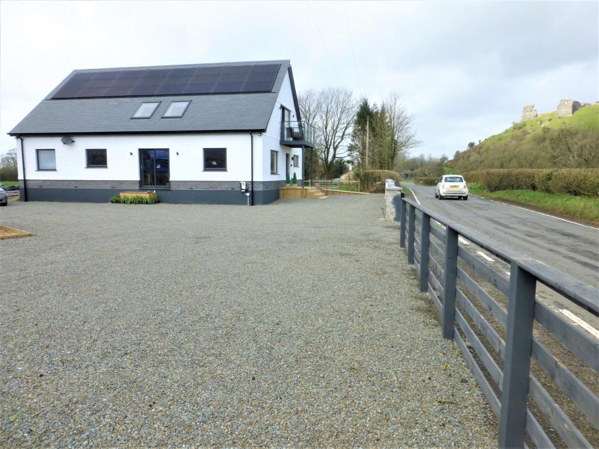 Gerycastell Luxury Holiday Apartment With Stunning Views & Ev Station Point Carmarthen Exterior foto